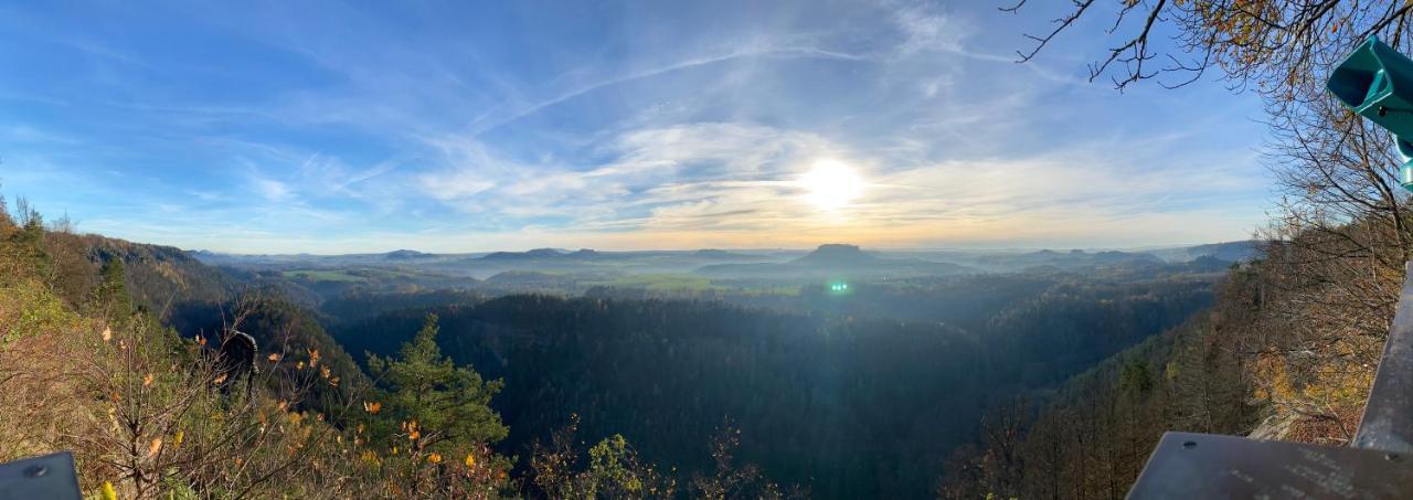 Am Fusse Zur Napoleonschanze Hohnstein Luaran gambar